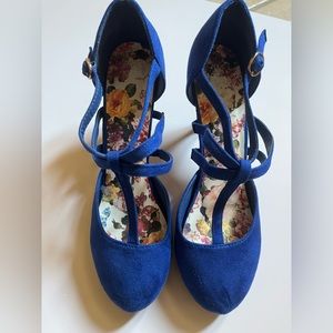 Royal blue suede shoe